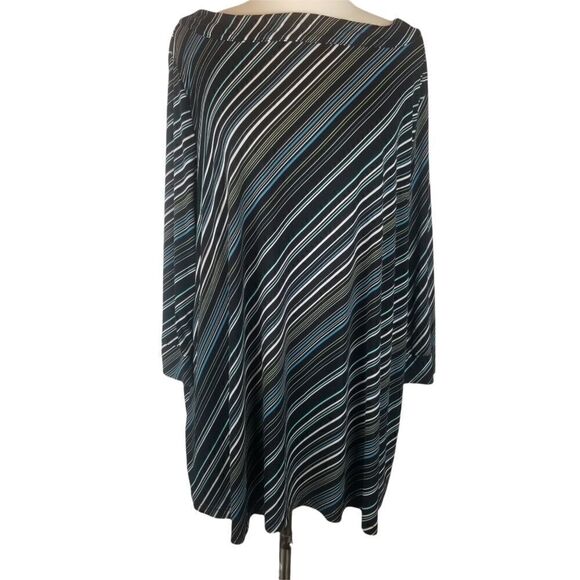 LIZ LANGE MATERNITY. SIZE XL. POLYESTER AND SPANDEX MATERNITY TOP OR DRESS. - Picture 1 of 5